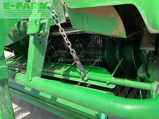 Empacadora gigant - John Deere - v461r hc25
