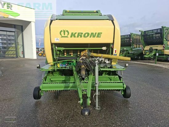 Empacadora gigant - Krone - comprima cv 150 xc