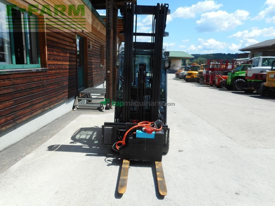 Elevadora - Toyota - 8fbek18t triplex 6m + ss + ladegerät ( lithium b