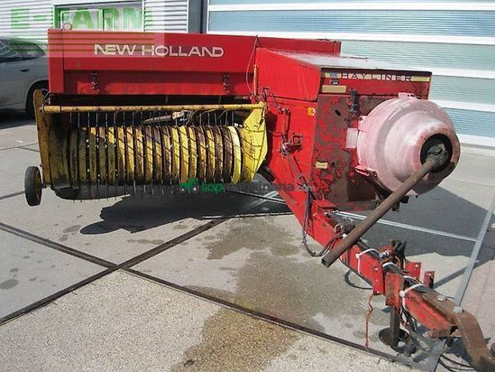 Empacadora gigant - New Holland - hayliner 386