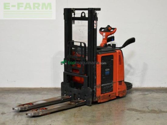 Elevadora - Linde - d 14 ion 133-01