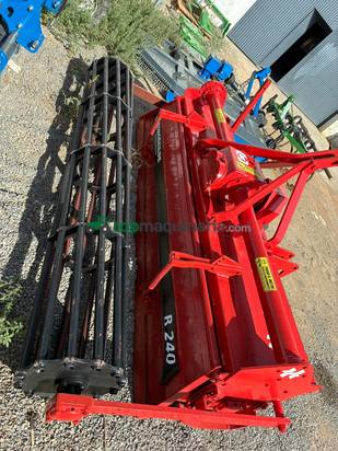 Rotocultivador (rotovator - Howard