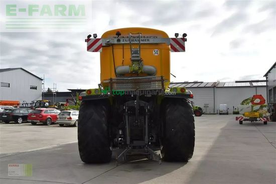 Esparcidor - Claas - xerion 4000 saddle trac SADDLE TRAC