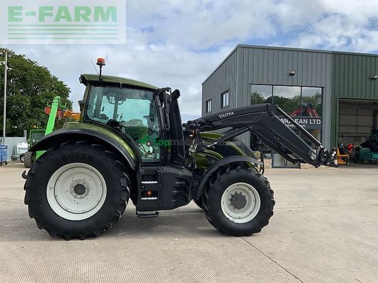 Tractor agrícola - Valtra - t155 active tractor (st26785)
