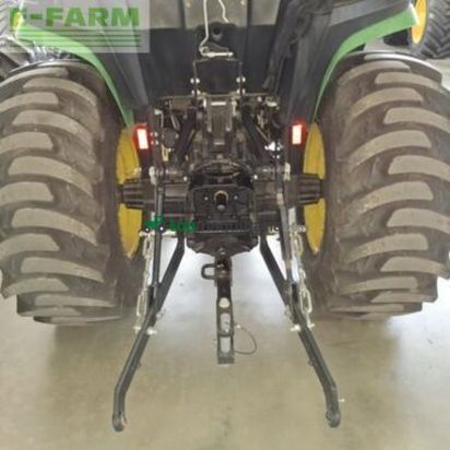 Tractor agrícola - John Deere - 3038e