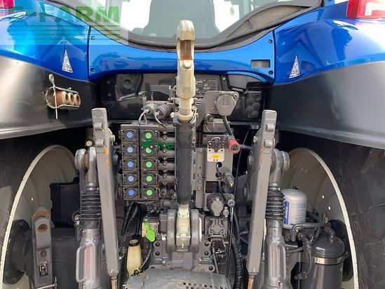 Tractor agrícola - Valtra - t194 versu tractor (st26215)