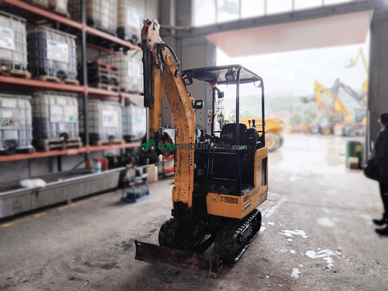 Miniexcavadora JCB 15C