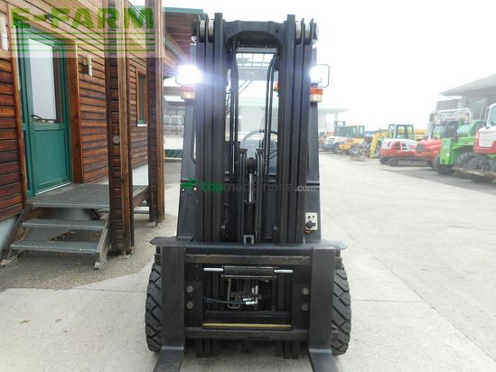 Elevadora - Yale - gdp30tf triplex + ss + 4. kreis + halbkabine