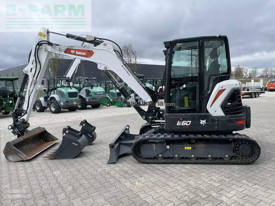 Excavadora - Bobcat - e 60