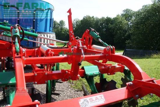 Cultivador - Agro-Masz - runnner 40 h-aktion-mulchgrubber-neu