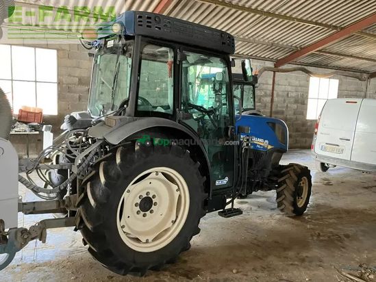 Tractor agrícola - New Holland - tracteur