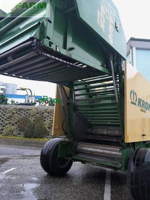 Empacadora gigant - Krone - vario pack 1500 multi cut