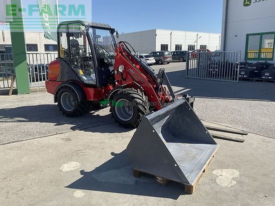 Minicargadora - Trejon - flexitrac 1244