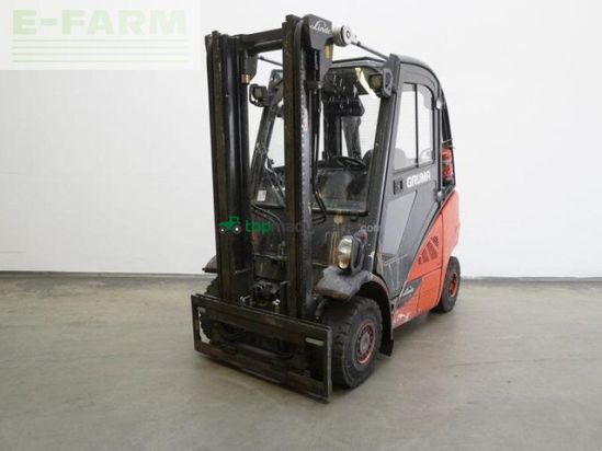Elevadora - Linde - h 25 d 392-02