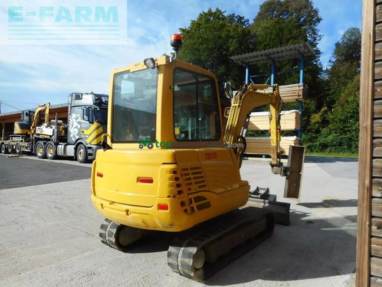 Excavadora - Takeuchi - tb235 ( 3.605kg ) mit powertilt + hydr. sw + 3 l