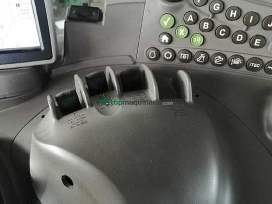 Tractor agrícola - John Deere - 6210R