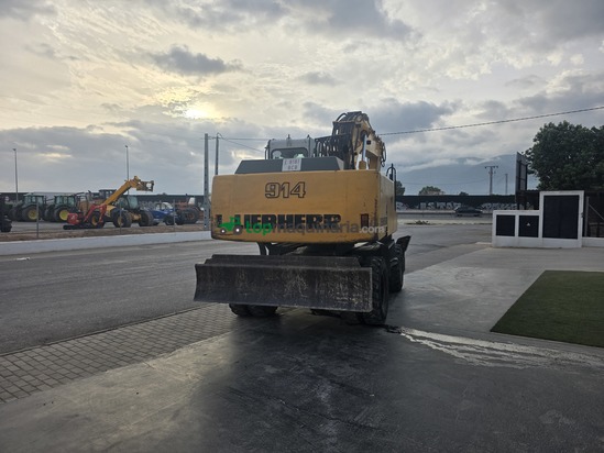 Excavadora - LIEBHERR A 914