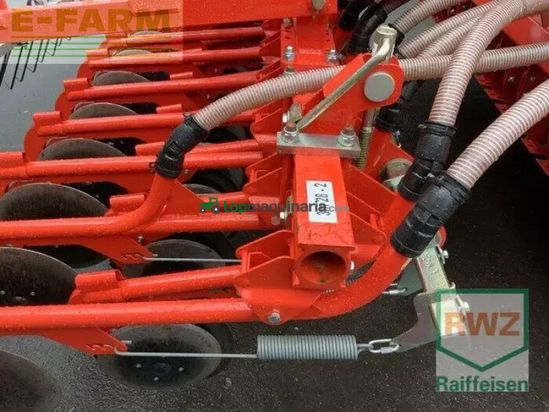Sembradora directa - Kuhn - combiliner venta lc302 (55+10,2 ha)
