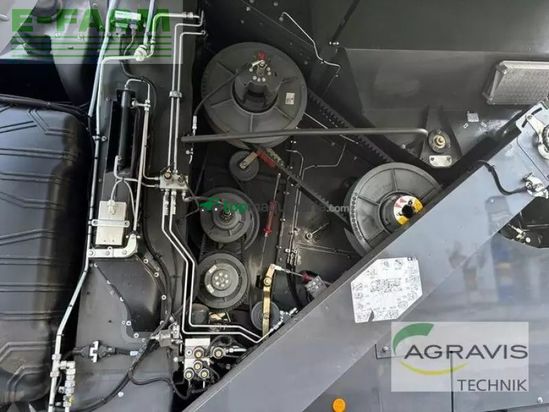 Cosechadora de Cereal - Claas - trion 660 terra trac allrad