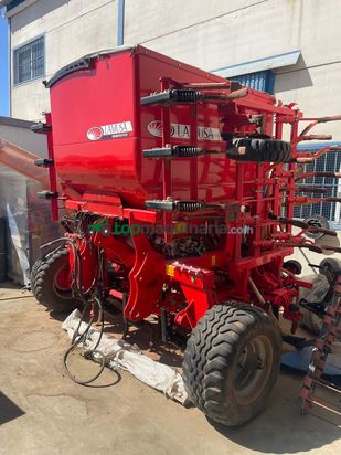 Sembradora lamusa de 5 m seminueva