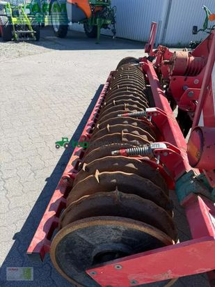 Grada rotativa - Kverneland - ngh 401