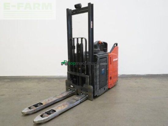 Elevadora - Linde - d 12 sp ion 133