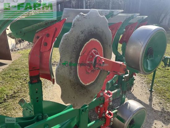 Arado - Regent - eurostar 120 4-schar volldrehpflug