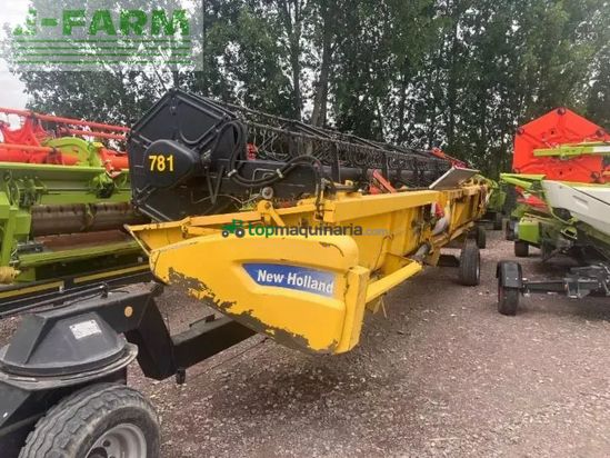 Cosechadora de Cereal - New Holland - cr 980