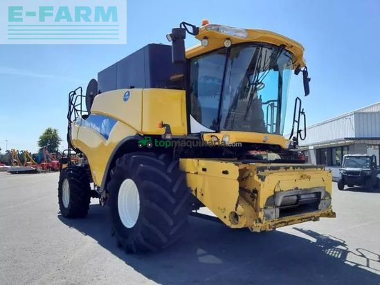 Cosechadora de Cereal - New Holland - cr980