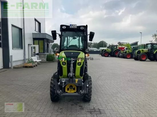 Tractor agrícola - Claas - nexos 240 s advanced