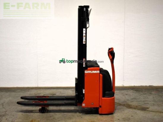 Elevadora - Linde - l 12 b 4596-00