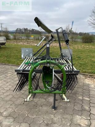 Rastrillo - Fendt - former 426 dn