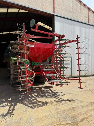Sembradora Kverneland  TS-500