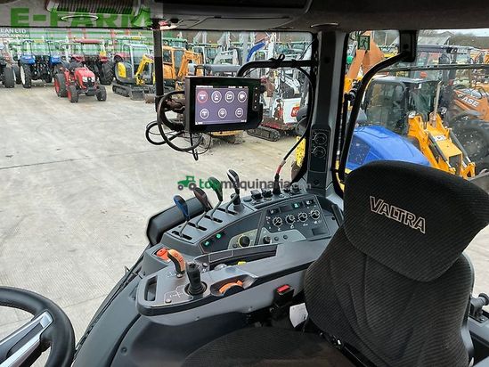 Tractor agrícola - Valtra - t255 active tractor (st25715)