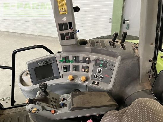 Tractor agrícola - Claas - arion 640