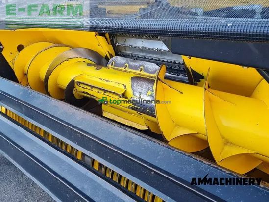 Cosechadora de Cereal - New Holland - 300fp pick up