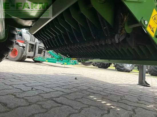 Empacadora gigant - Krone - comprima cv 150 xc plus
