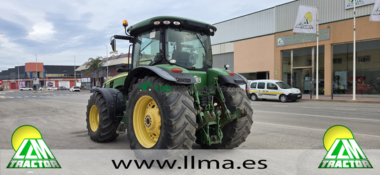Tractor agrícola - John Deere - 8260R