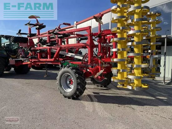 Cultivador - Pöttinger - terria 5040