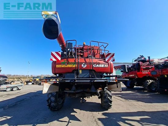 Cosechadora de Cereal - Case IH - 6130