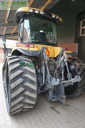 Tractor agrícola - Challenger - mt 765 b