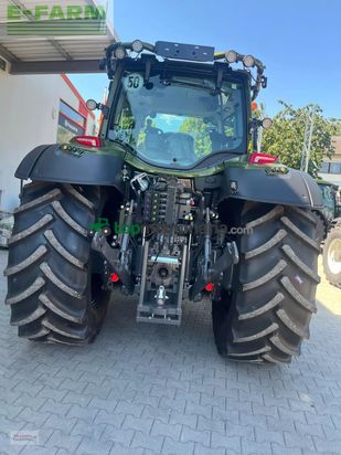 Tractor agrícola - Valtra - n175 forst mit rüfa und fk