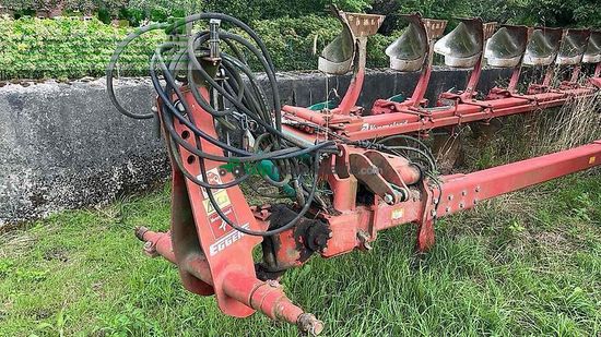 Arado - Kverneland - pg 100 8-schar