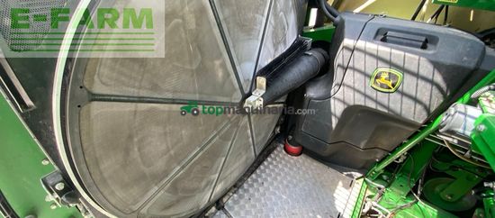 Cosechadora de Cereal - John Deere - 8300