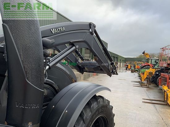 Tractor agrícola - Valtra - t174 active unlimited tractor (st25060)