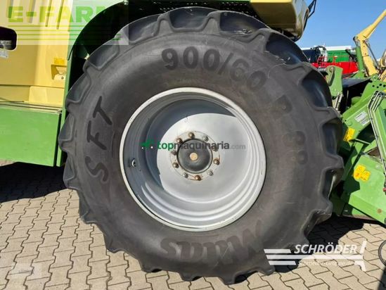 Cosechadora de Cereal - Krone - big x 700 + easycollect 903