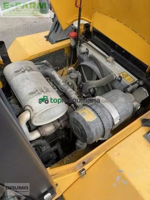 Elevadora - JCB - 940-4