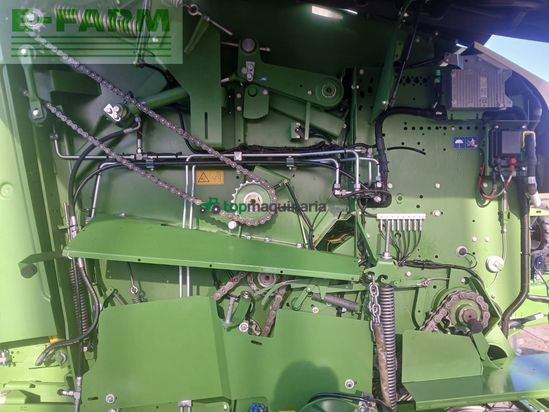 Empacadora gigant - Krone - comprima v 150 xc