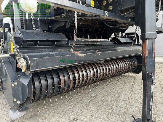 Empacadora gigant - New Holland - rb 180 c