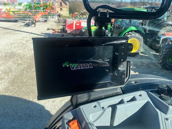 Tractor agrícola - Valtra - n 174d mit rüfa